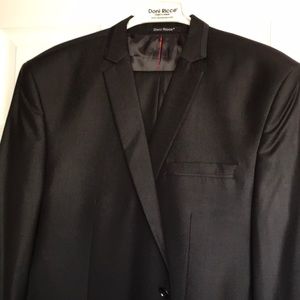 Men’s black suit